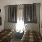 Check-in 2 Bedroom Flat Center Appartement Tirana