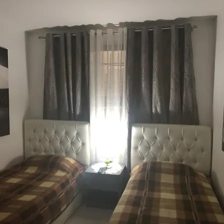 Entire Flat To Chill In 公寓 地拉那