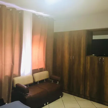 Your Space Flat, No Sharing * Tirana