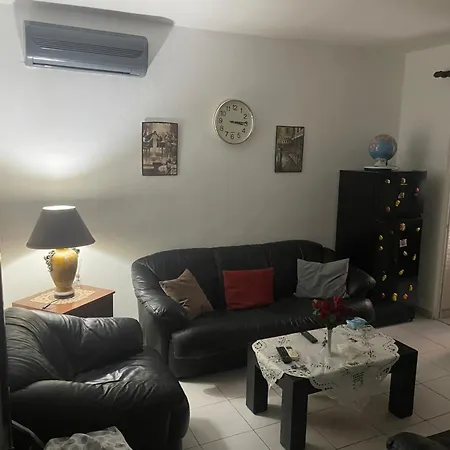 Apartment Your Space Flat, No Sharing